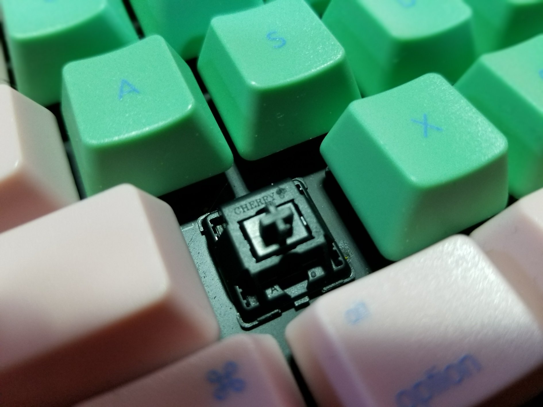 Pulling Keycaps